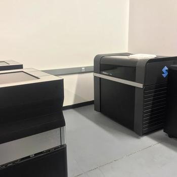 Specsy - State of the art 3D printers in our production facility, attached to our office space.