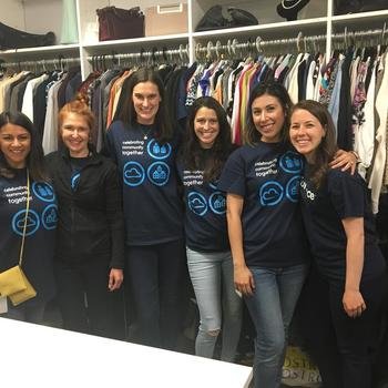 Esurance - Esurance San Francisco associates volunteer at the Dress For Success organization, which is a global non-profit that provides professional attire for low-income women.