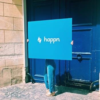 Happn - Company Photo