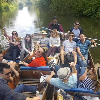 Longshot Systems - A more relaxed group shot - punting up in Oxford!