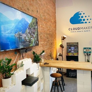 Cloud Maker - Company Photo