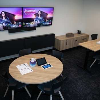 Discovery Inc - Meeting Room