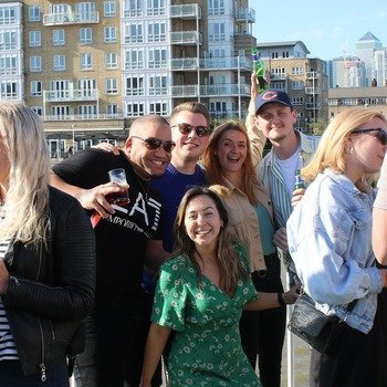 RVU / Uswitch - Happy faces at the boat party social
