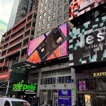 Bilt Rewards - Bilt ad in Times Square!